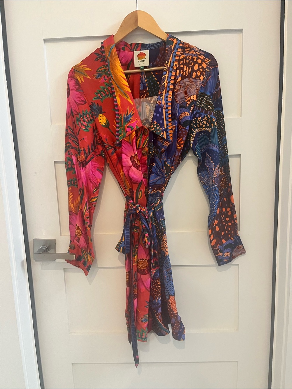 FARM Rio Mixed Print Chemise Dress - *tailored* - Picture 2 of 6